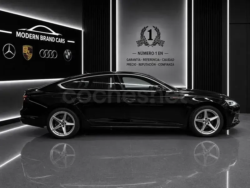 Usado Audi A5 Sportback Ambiente 190 CV (139 kW) 2018 Negro Utilitario