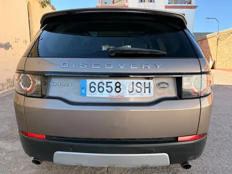 Usado Land Rover Discovery Sport HSE Luxury 180 CV (132 kW) 2016 Beige SUV