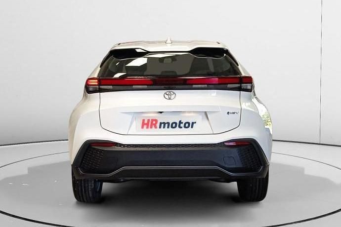 Usado Toyota C-HR Active 140 CV (102 kW) 2024 SUV