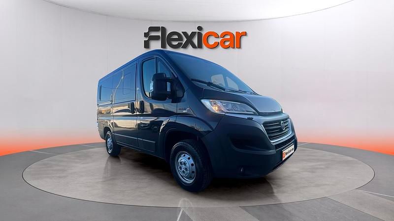 Usado Fiat Ducato 150 CV (110 kW) 2018 Azul Van