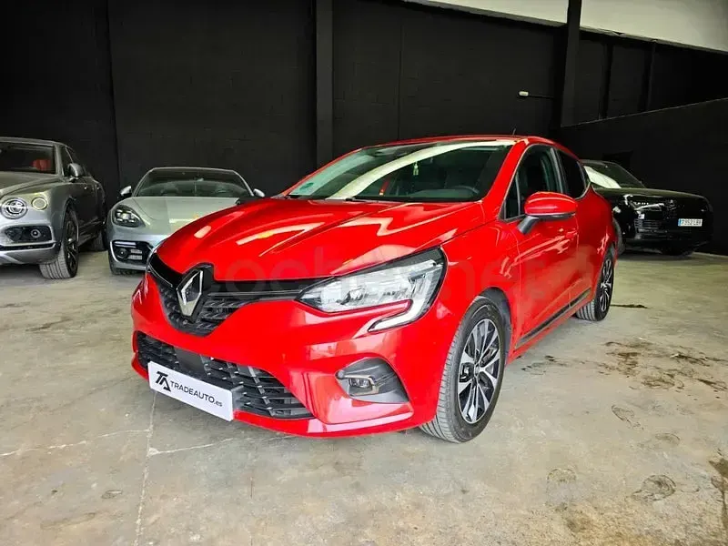 Usado Renault Clio V Business 72 CV (52 kW) 2020 Granate Berlina