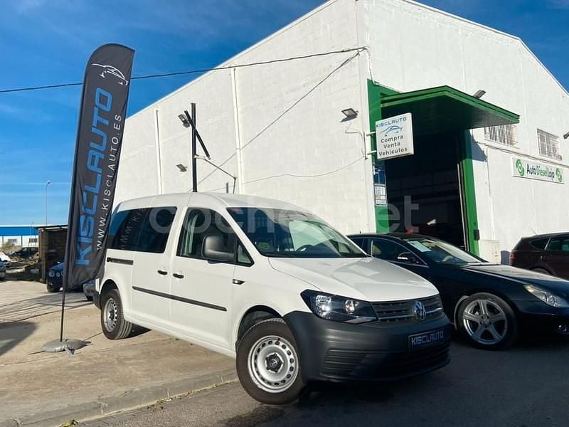 Usado VW Caddy Maxi Beach 102 CV (75 kW) 2016 Blanco Monovolumen
