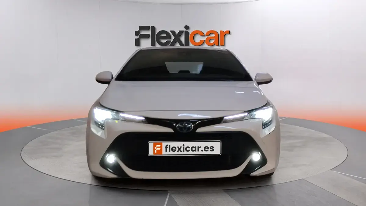 Usado Toyota Corolla Business Edition 122 CV (89 kW) 2019 Blanco Berlina