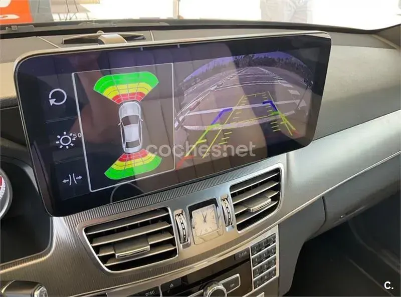 Usado Mercedes E250 Avantgarde 204 CV (150 kW) 2014 Negro Familiar