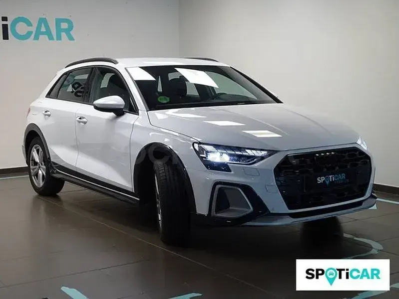 Usado Audi A3 Advanced 150 CV (110 kW) 2025 Blanco Berlina