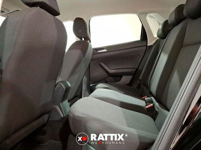 Usado VW Polo Comfortline 75 CV (55 kW) 2018 Negro Berlina