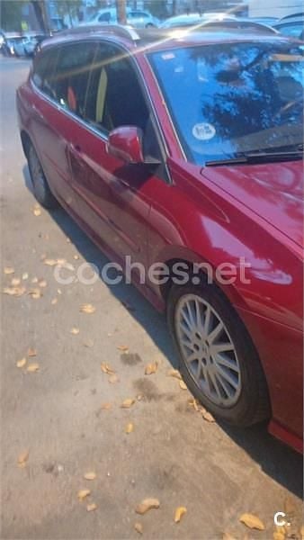 Usado Renault Laguna III Privilege 150 CV (110 kW) 2008 Granate Familiar