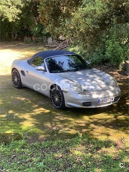 Usado Porsche Boxster 228 CV (167 kW) 2004 Gris / plata Descapotable