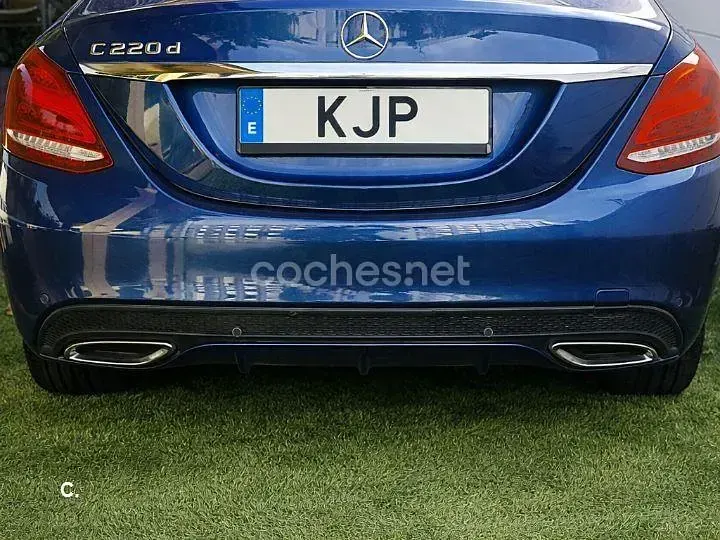 Usado Mercedes C220 170 CV (125 kW) 2018 Azul Berlina