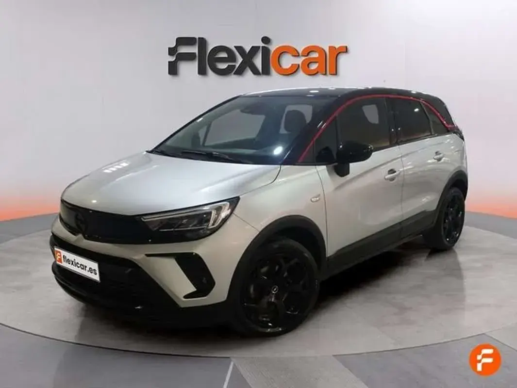 Usado Opel Crossland 110 CV (80 kW) 2023 Gris SUV