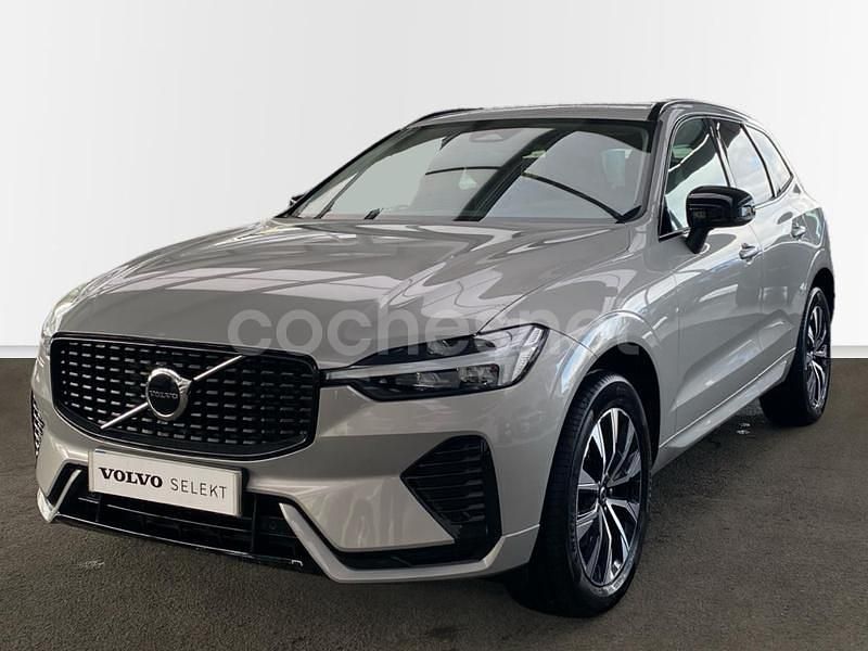 Usado Volvo XC60 Plus 250 CV (183 kW) 2025 Gris / plata SUV
