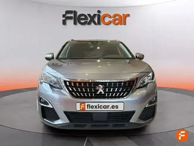 Usado Peugeot 3008 Style 130 CV (95 kW) 2020 Gris SUV
