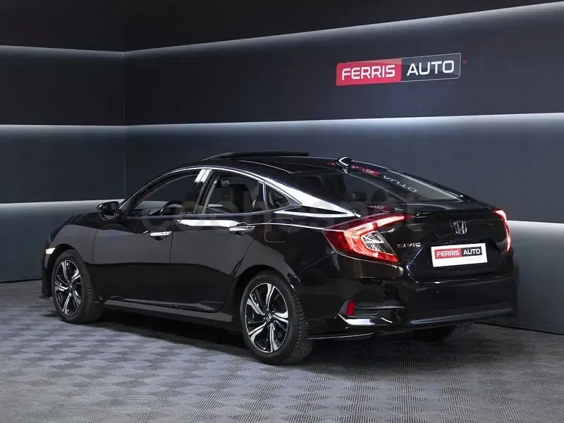 Usado Honda Civic Executive 182 CV (133 kW) 2019 Negro Berlina