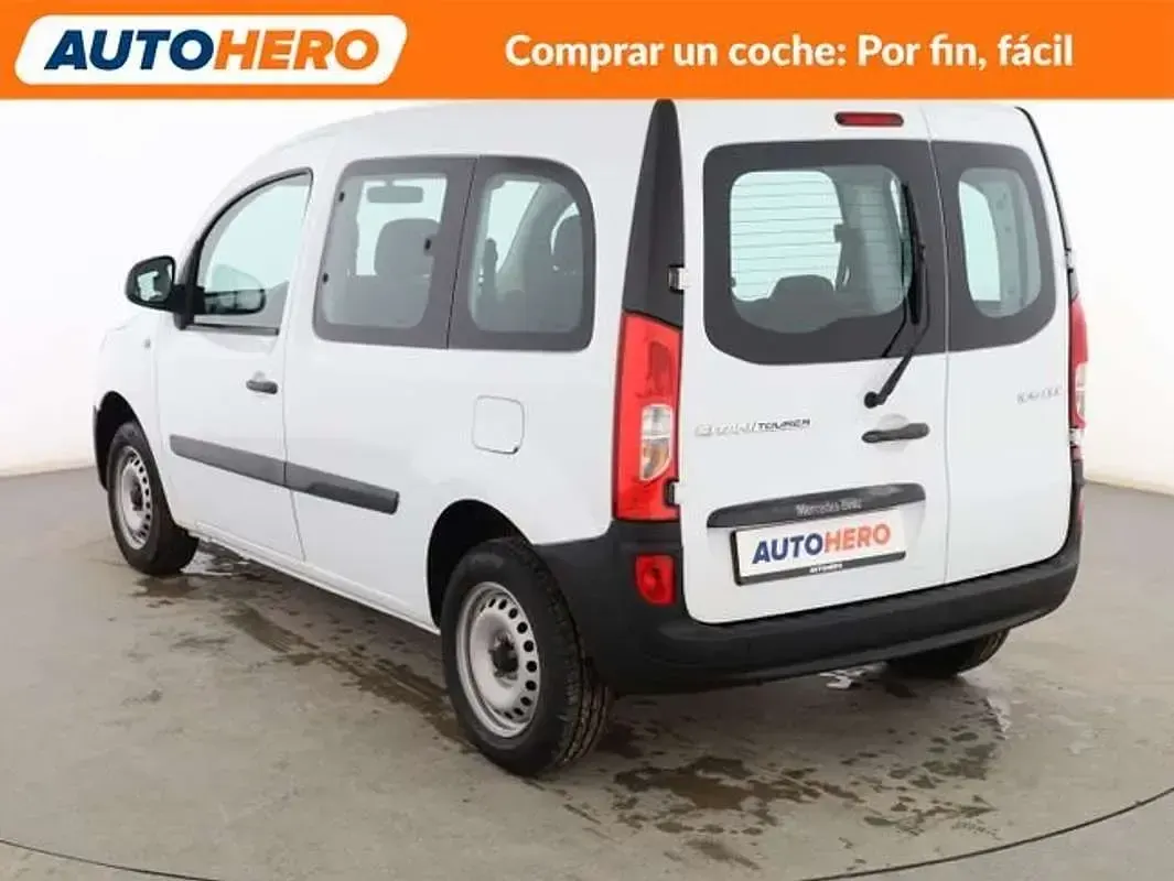 Usado Mercedes Citan 109 90 CV (66 kW) 2018 Blanco Monovolumen