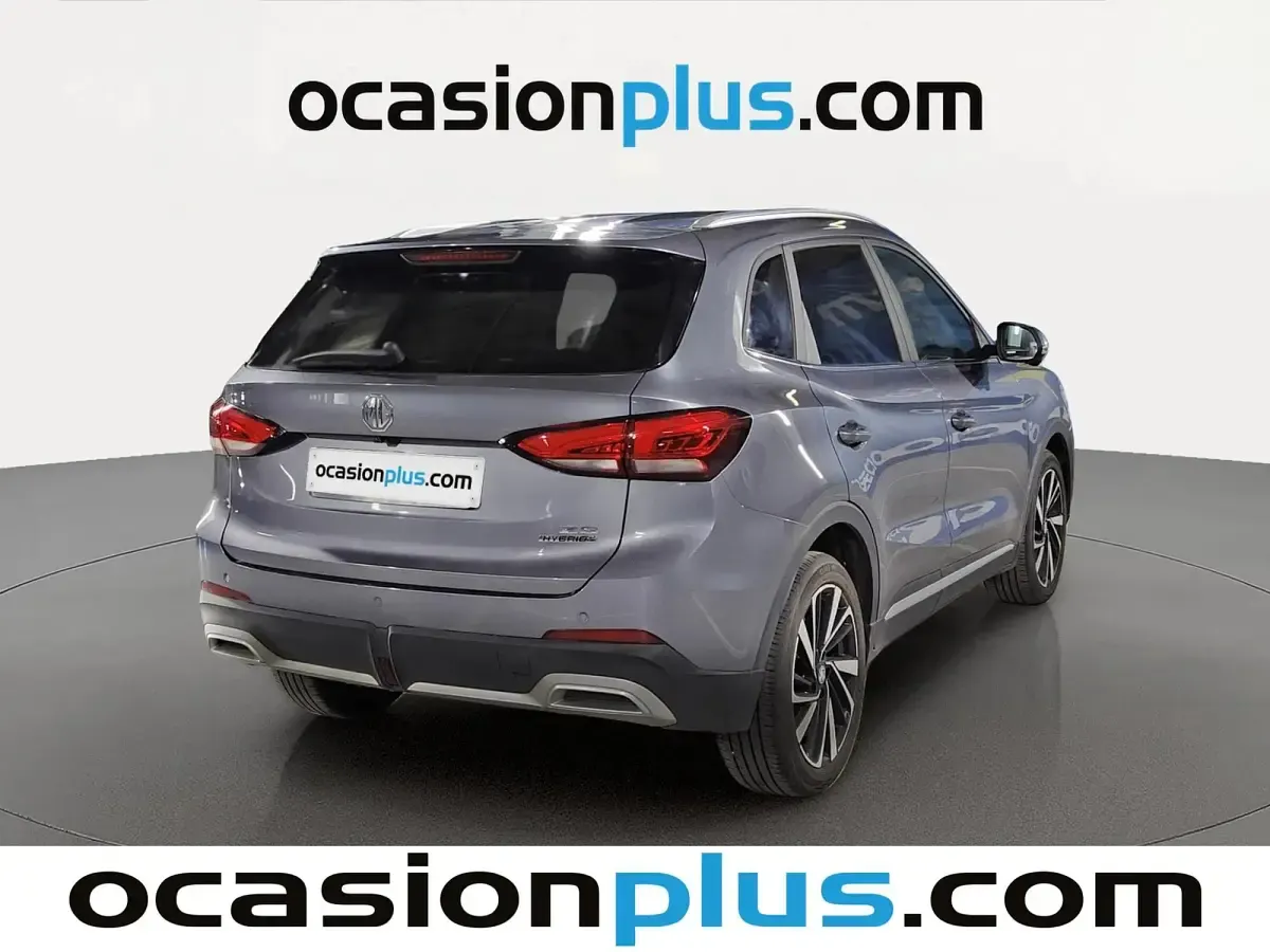 Usado MG ZS Luxury 197 CV (144 kW) 2025 Gris SUV
