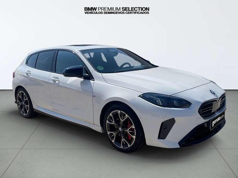 Usado BMW M135 Shadowline 300 CV (220 kW) 2025 Utilitario