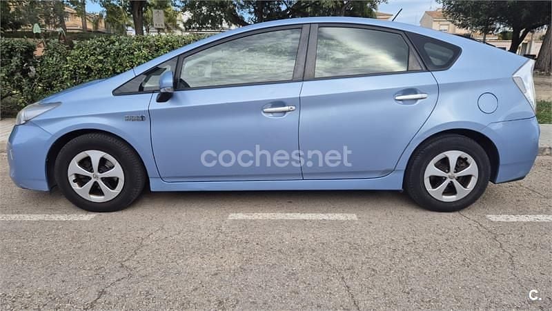 Usado Toyota Prius Advance 136 CV (100 kW) 2012 Azul Berlina