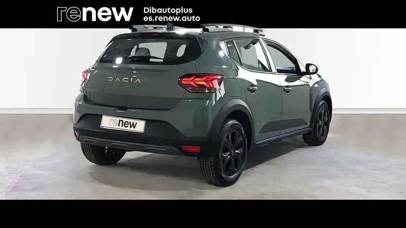 Usado Dacia Sandero Extreme 100 CV (73 kW) 2025 Verde Berlina