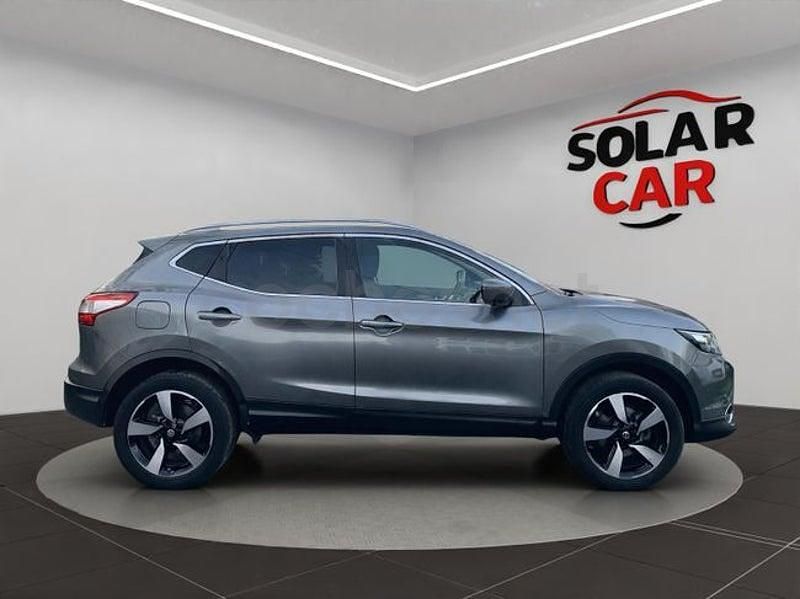 Usado Nissan Qashqai N-Connecta 110 CV (80 kW) 2016 Gris / plata SUV