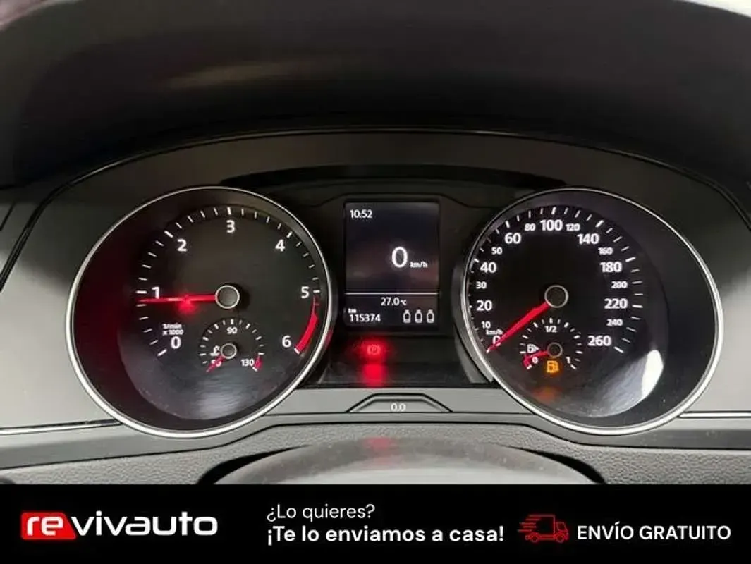 Usado VW Passat Business 150 CV (110 kW) 2021 Gris Familiar