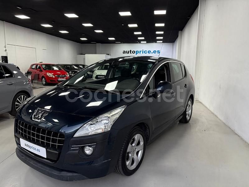Azul Usado 2011 Peugeot 3008 Active Berlina | 7000 € (Precio justo) - Imagen 1/4