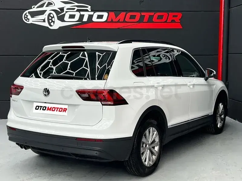 Usado VW Tiguan Edition 130 CV (95 kW) 2020 Blanco SUV