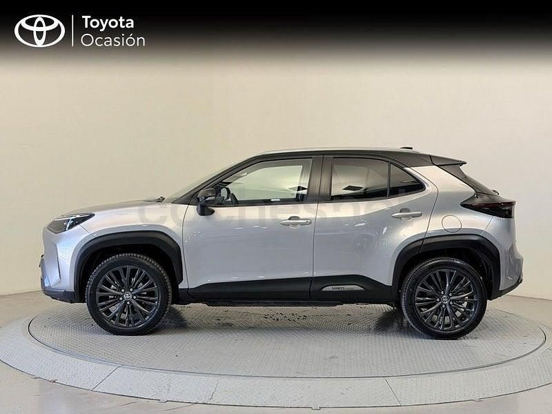 Usado Toyota Yaris Cross 116 CV (85 kW) 2021 Gris / plata SUV