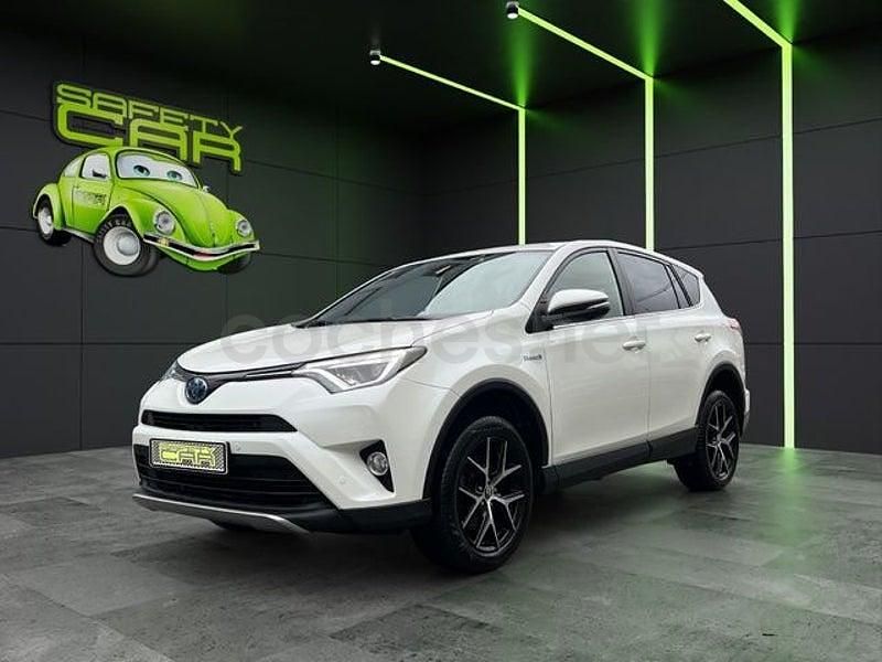 Usado Toyota RAV4 Hybrid Executive 197 CV (144 kW) 2016 Blanco SUV