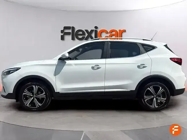 Usado MG ZS Luxury 111 CV (81 kW) 2023 Blanco SUV