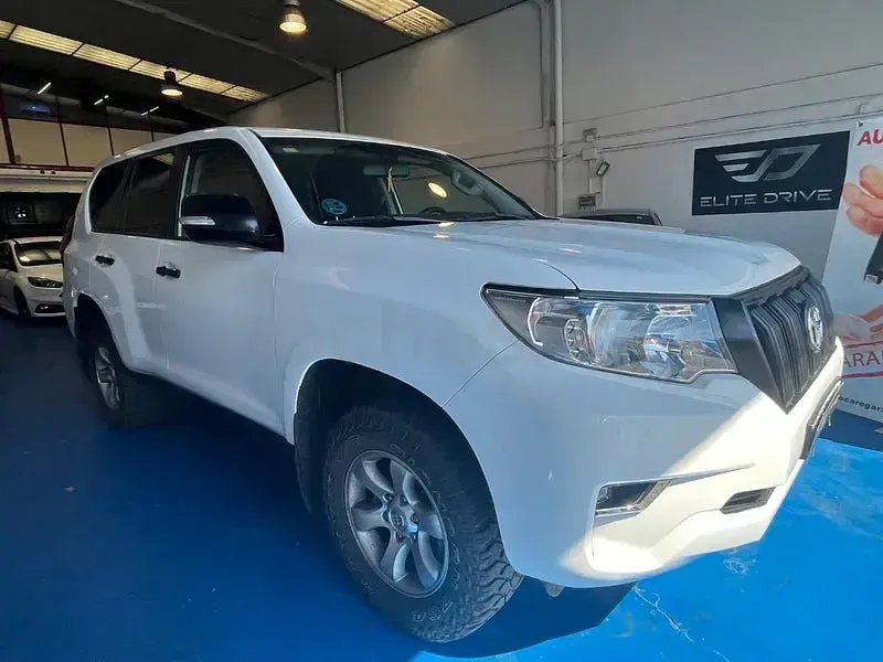 Usado Toyota Land Cruiser 204 CV (150 kW) 2020 Blanco SUV