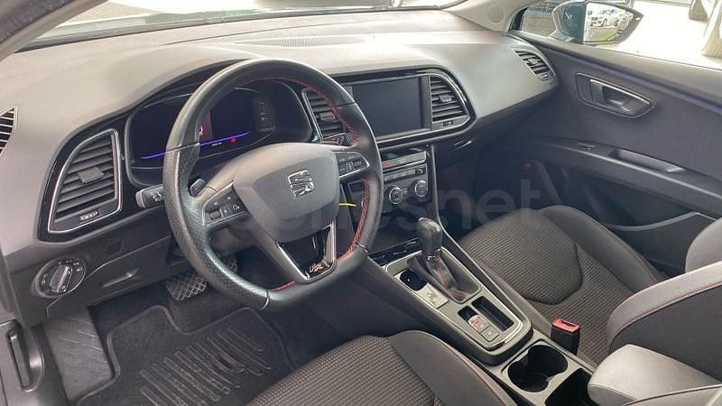 Usado Seat Leon FR 150 CV (110 kW) 2019 Gris / plata Familiar