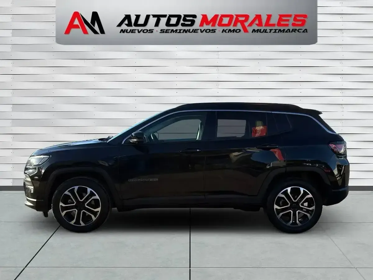 Usado Jeep Compass Limited 130 CV (95 kW) 2023 Negro SUV