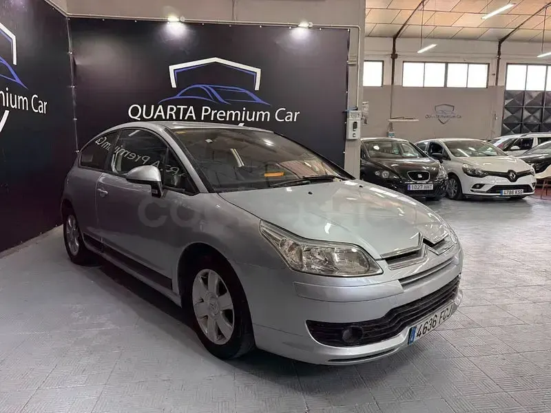 Usado Citroën C4 92 CV (67 kW) 2006 Gris / plata Berlina