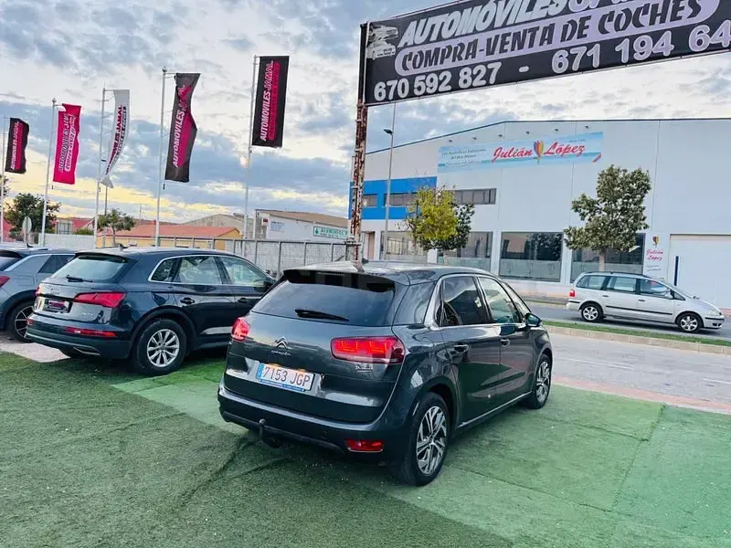 Usado Citroën C4 Picasso Intensive+ 115 CV (84 kW) 2015 Gris / plata Monovolumen