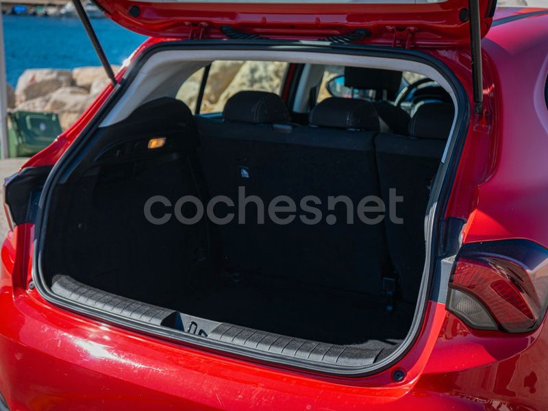 Usado Fiat Tipo Mirror 120 CV (88 kW) 2019 Rojo Berlina