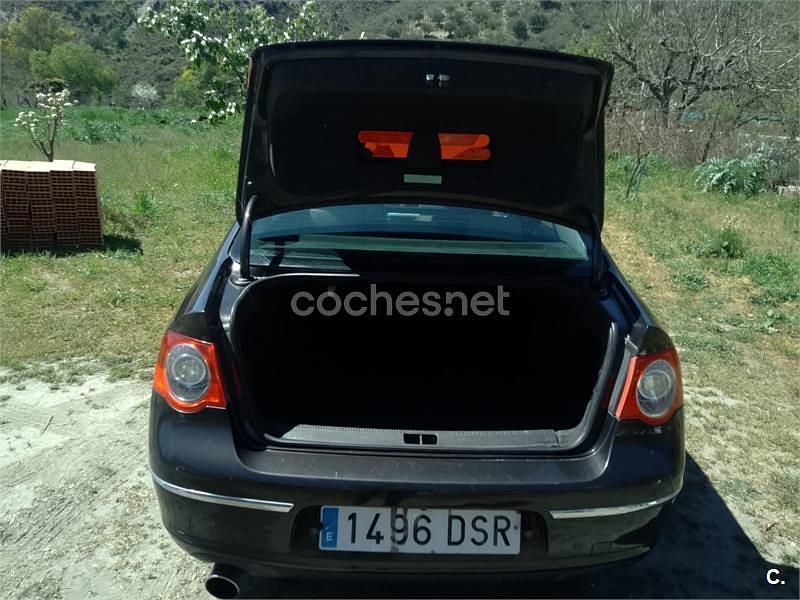 Occasion VW Passat Highline 150 ch (110 kW) 2005 Noir Berline