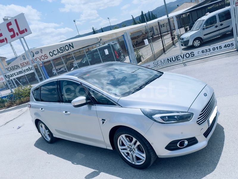 Gris / plata Usado 2017 Ford S-MAX ST-Line Monovolumen | 17.500 € (Precio justo) - Imagen 1/4