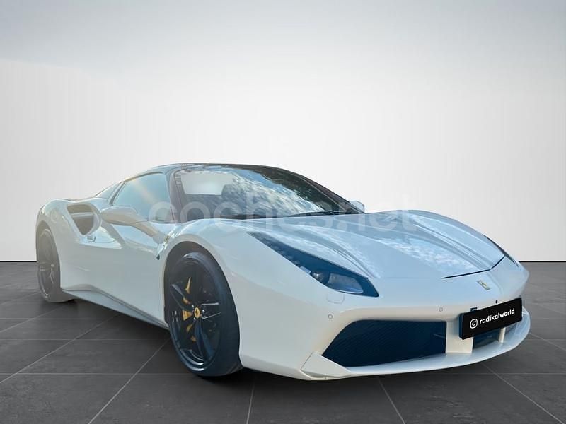 Usado Ferrari 488 670 CV (492 kW) 2015 Blanco Descapotable