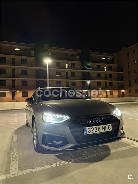 Usado Audi A4 190 CV (139 kW) 2020 Gris / plata Familiar