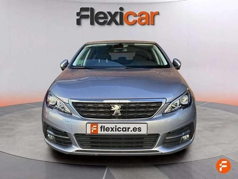 Usado Peugeot 308 Style 131 CV (96 kW) 2020 Gris Utilitario
