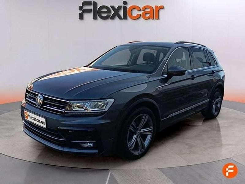 Usado VW Tiguan R-line 150 CV (110 kW) 2020 Gris SUV