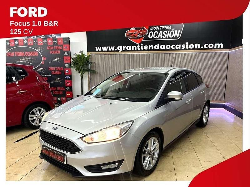 Usado Ford Focus 124 CV (91 kW) 2016 Gris Utilitario