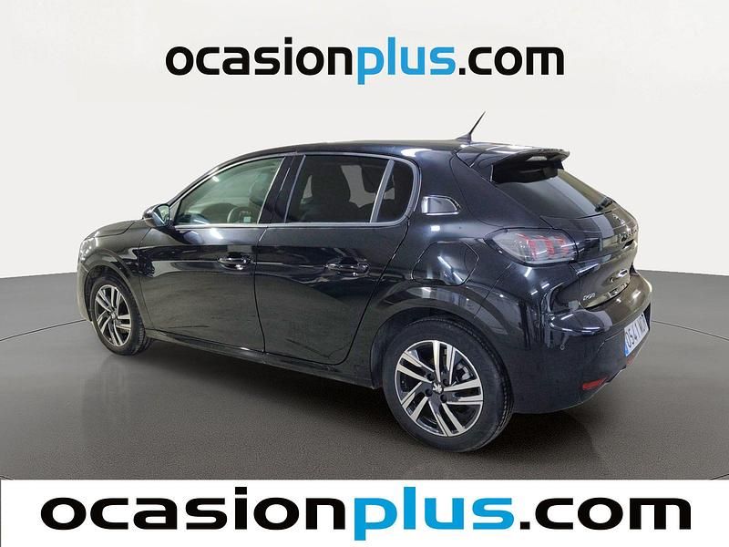 Usado Peugeot 208 Allure 102 CV (75 kW) 2023 Negro Utilitario