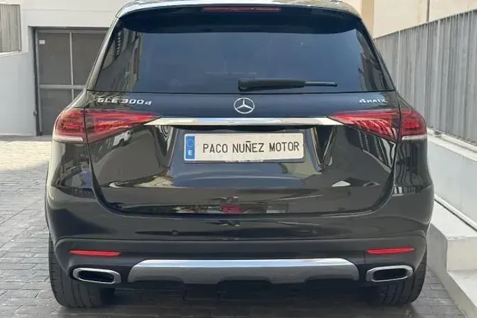 Usado Mercedes GLE300 245 CV (180 kW) 2021 SUV