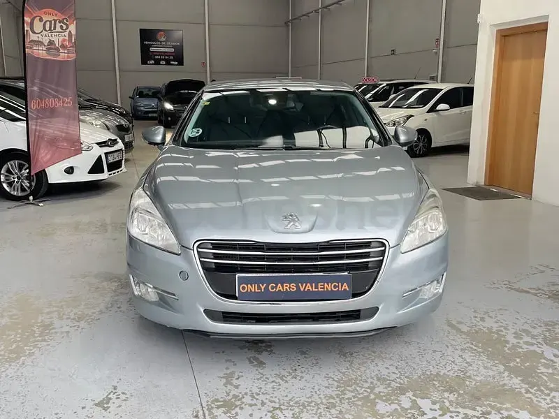 Usado Peugeot 508 Active 112 CV (82 kW) 2011 Gris / plata Berlina