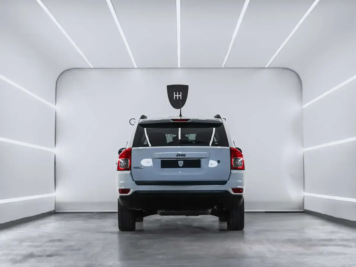 Occasion Jeep Compass Sport 136 ch (100 kW) 2012 Blanc SUV