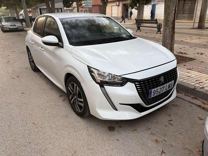Blanco Usado 2021 Peugeot 208 Allure Utilitario | 10.000 € (Super precio) - Imagen 1/4