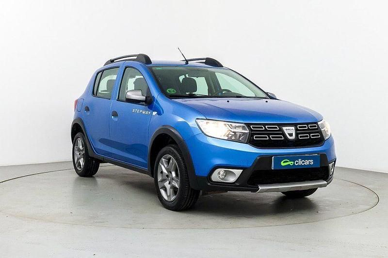Usado Dacia Sandero Stepway Ambiance 90 CV (66 kW) 2017 Azul Berlina