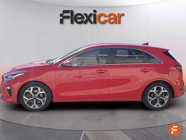 Usado Kia Ceed 120 CV (88 kW) 2019 Rojo Utilitario