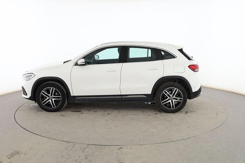 Usado Mercedes GLA200 Progressive 150 CV (110 kW) 2022 Blanco SUV